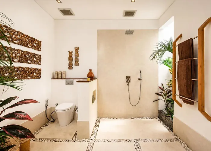 Luxurious 5Br Dream Villa, 200M To Berawa Beach Canggu (Bali)