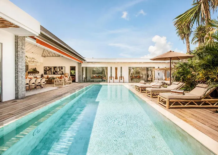 Luxurious 5Br Dream Villa, 200M To Berawa Beach Canggu (Bali)