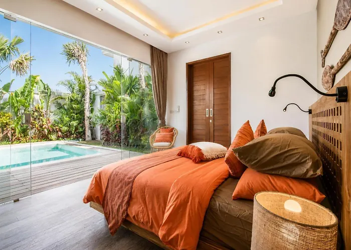 Luxurious 5Br Dream Villa, 200M To Berawa Beach Villa *