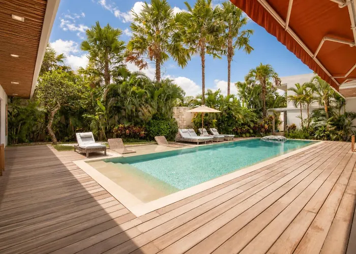 别墅 Luxurious 5br Dream Villa, 200m To Berawa *
