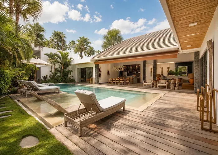 Luxurious 5br Dream Villa, 200m To Berawa *