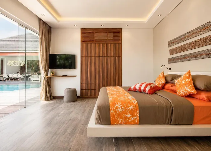 Luxurious 5br Dream Villa, 200m To Berawa * 坎古
