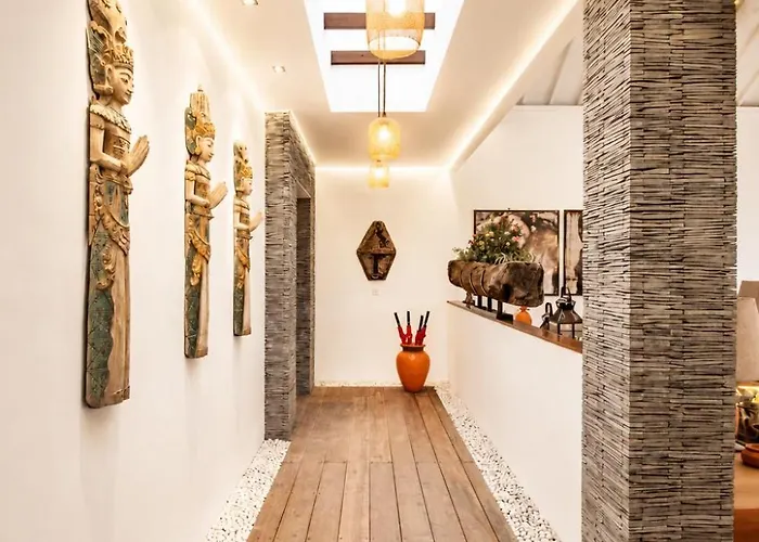 Luxurious 5br Dream Villa, 200m To Berawa * 坎古