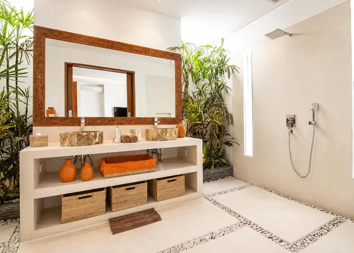 Luxurious 5br Dream Villa, 200m To Berawa 别墅 *