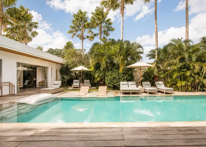 Luxurious 5br Dream Villa, 200m To Berawa 别墅 坎古