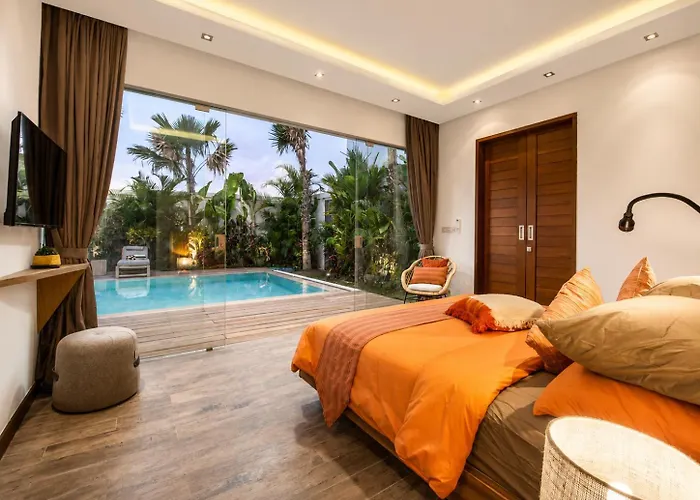 Luxurious 5Br Dream Villa, 200M To Berawa Beach Villa