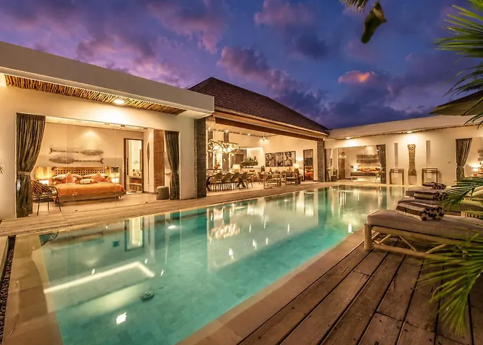 Luxurious 5br Dream Villa, 200m To Berawa ヴィラ チャングー